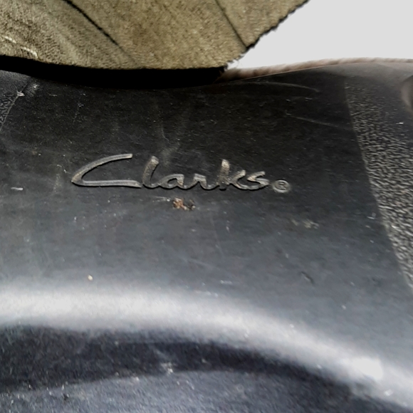 2/$50 CLARKS Shoes - Leather Upper - Padded Lining - Cushioned Insole - Sz 9M - Picture 11 of 11
